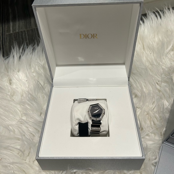 GEM DIOR: 27 mm (1”), Steel, Mother-of-Pearl and Diamonds - Picture 2 of 11